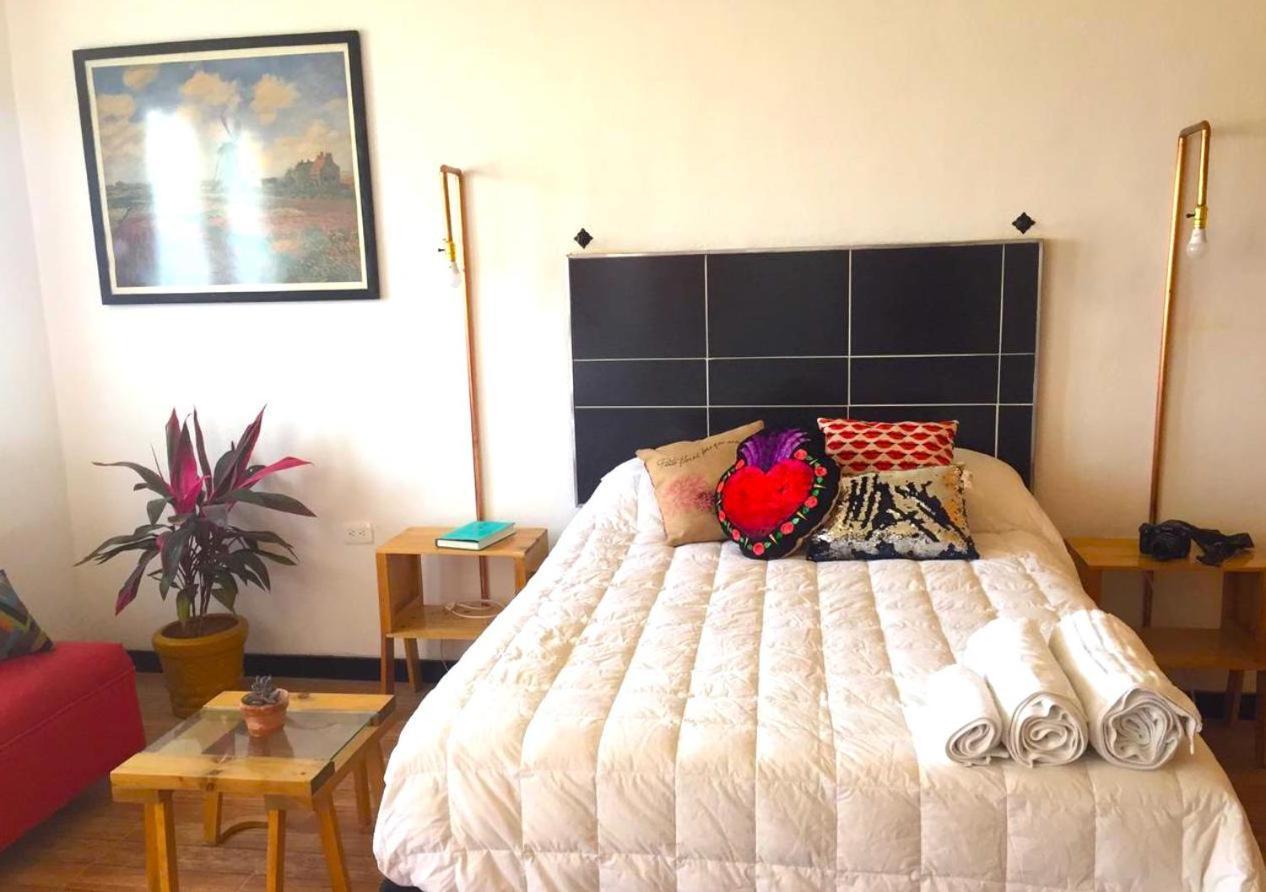 تشولولا Pascual Inn Suites المظهر الخارجي الصورة